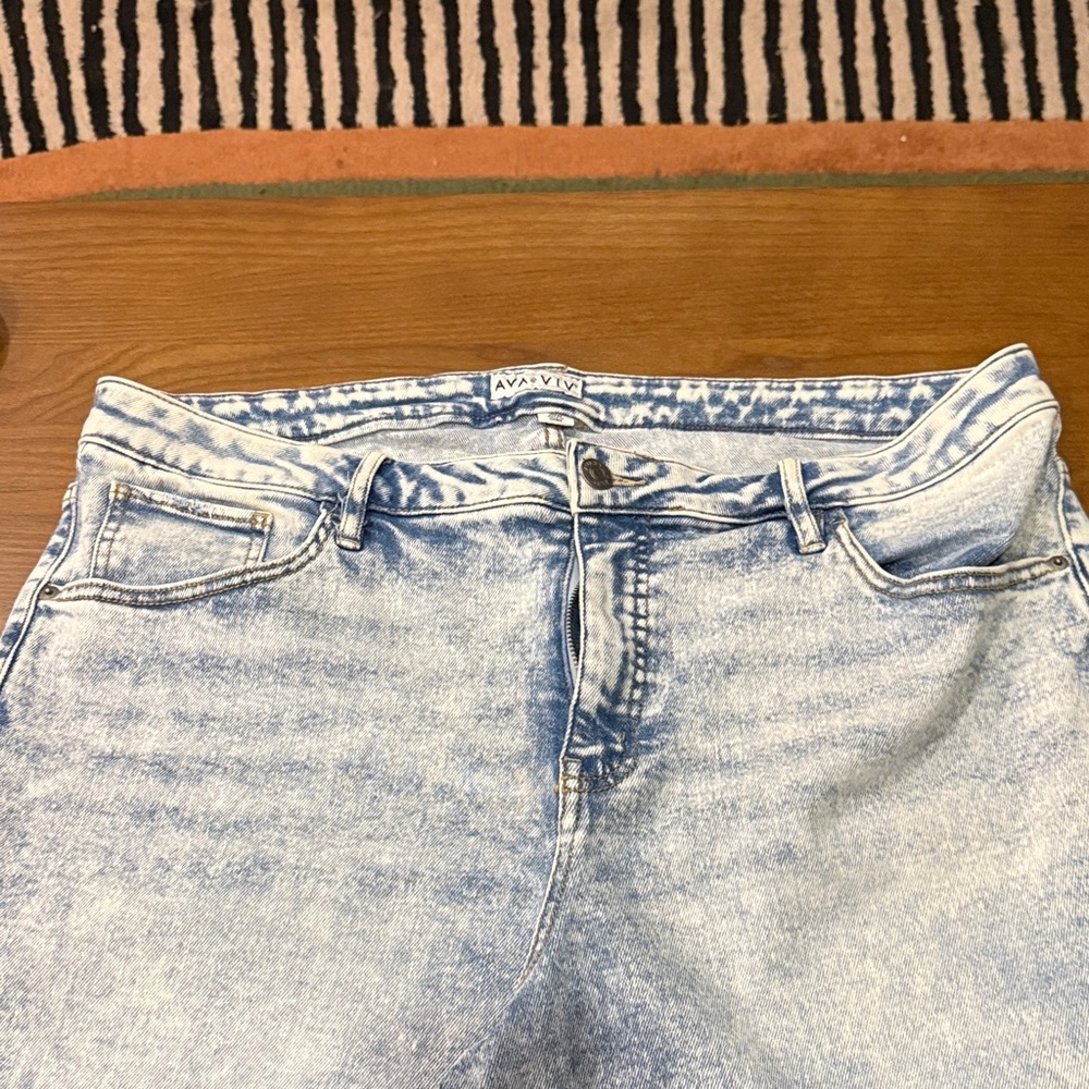 Ava & Viv High Rise Slim Straight Light Acid Wash Jeans